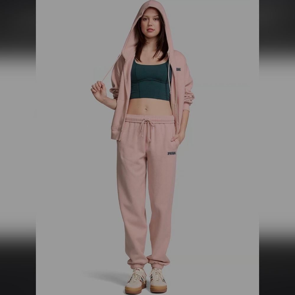 PINK Dog Graphic Hoodie and Sweatpants - Picture 12 of 16